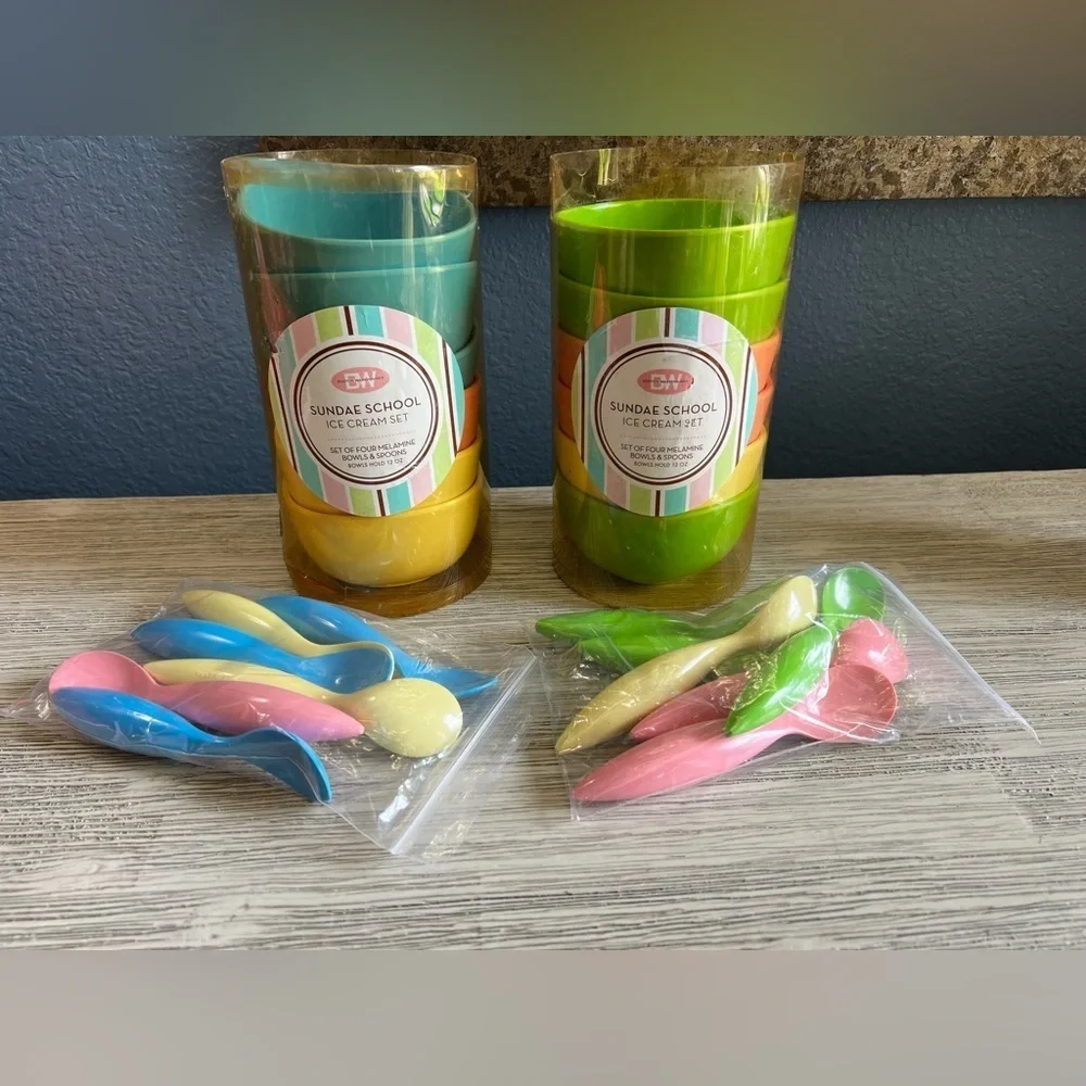 Boston Warehouse Colorful Sundae School Ice Cream Set